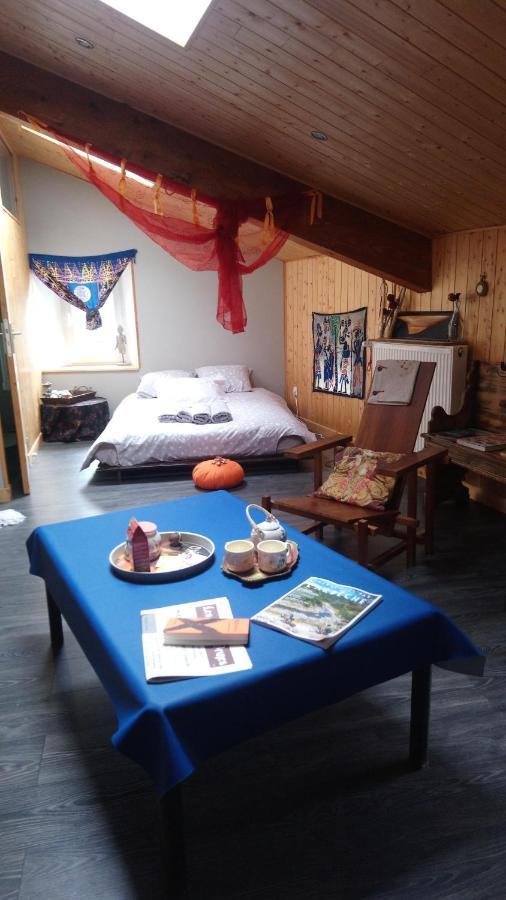 Chambre Privee Chez L'Habitant Saint-Julien-Vocance 외부 사진